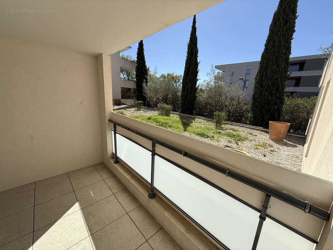 Appartement à LE CRES