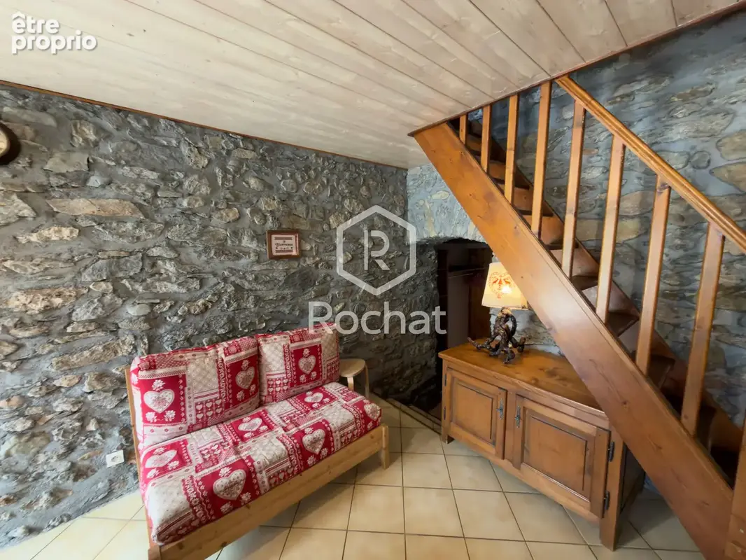 Chalet de 280 m2 à proximité des pistes, vente à terme libre sur 15 ans - photo 8