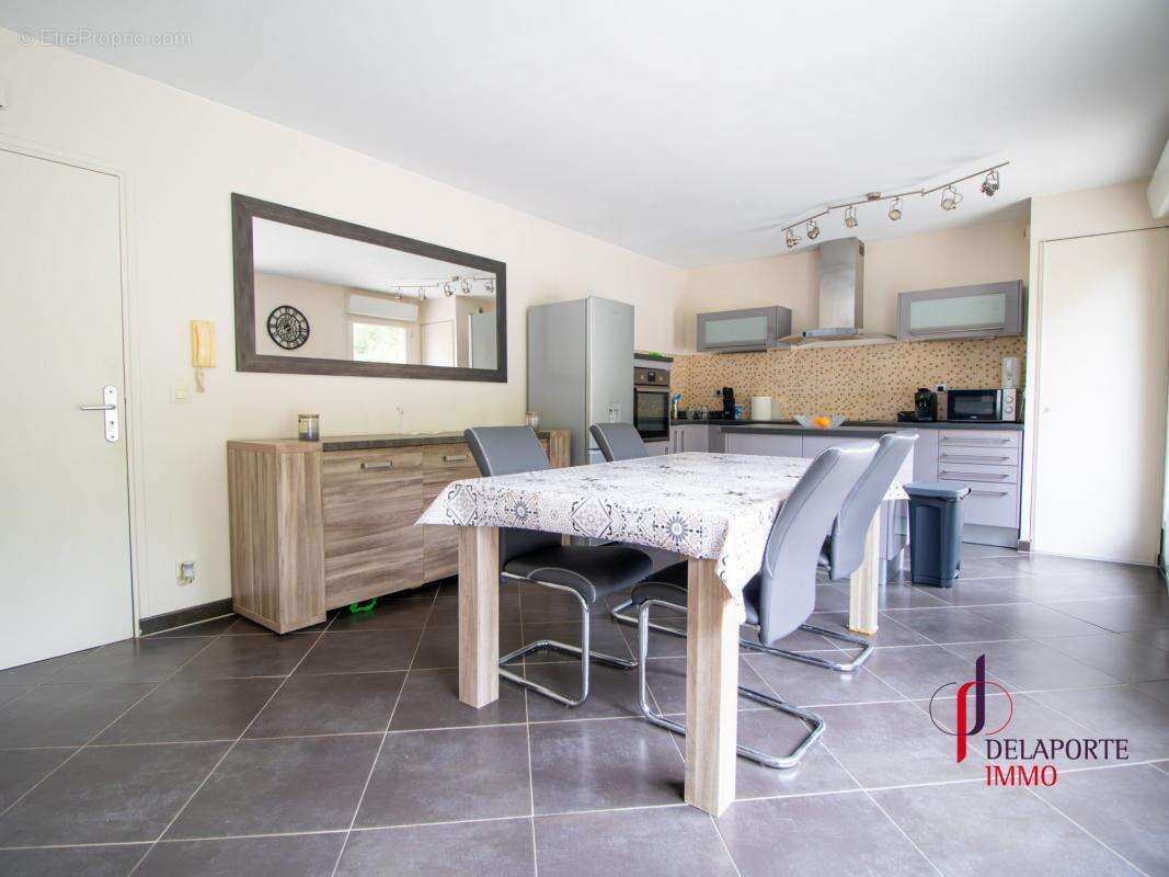 Appartement à MERY-SUR-OISE