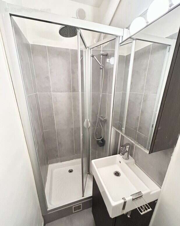 Appartement à LA GARENNE-COLOMBES