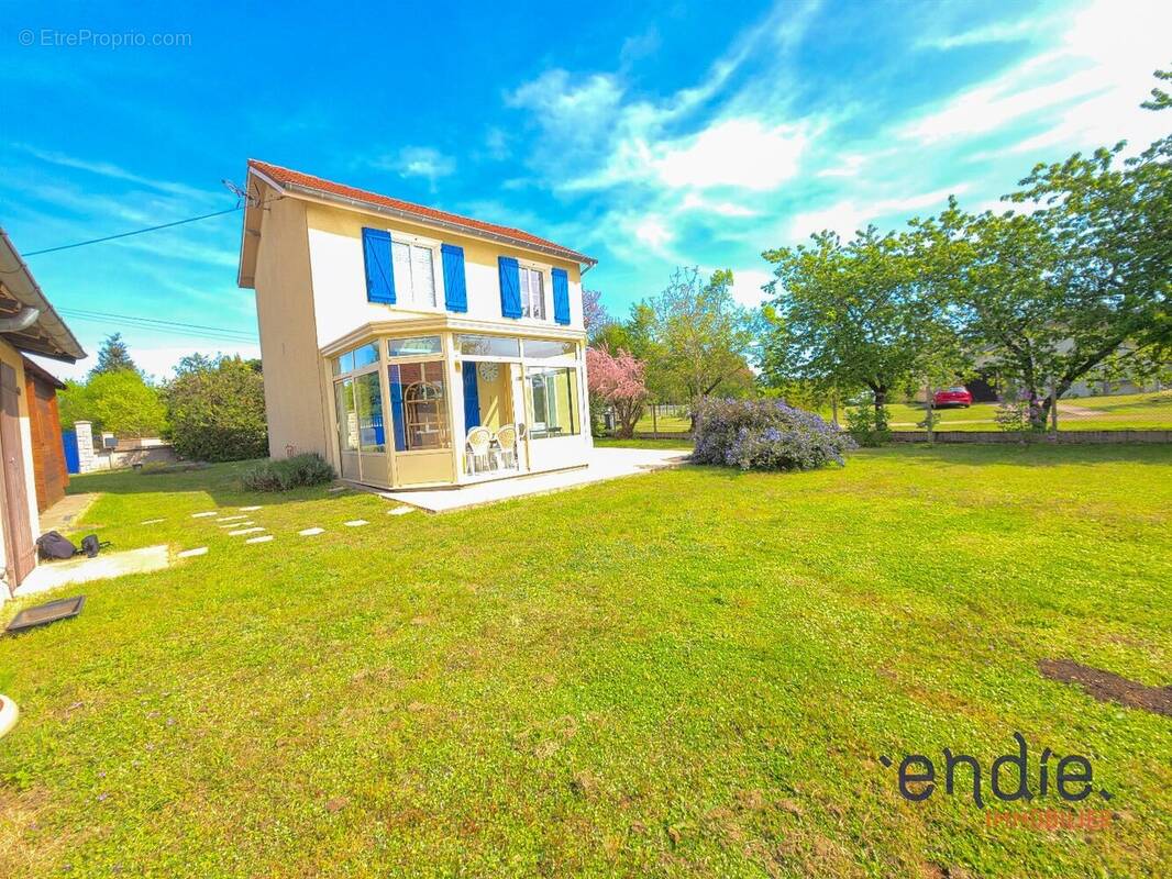 Maison à CHANTENAY-SAINT-IMBERT