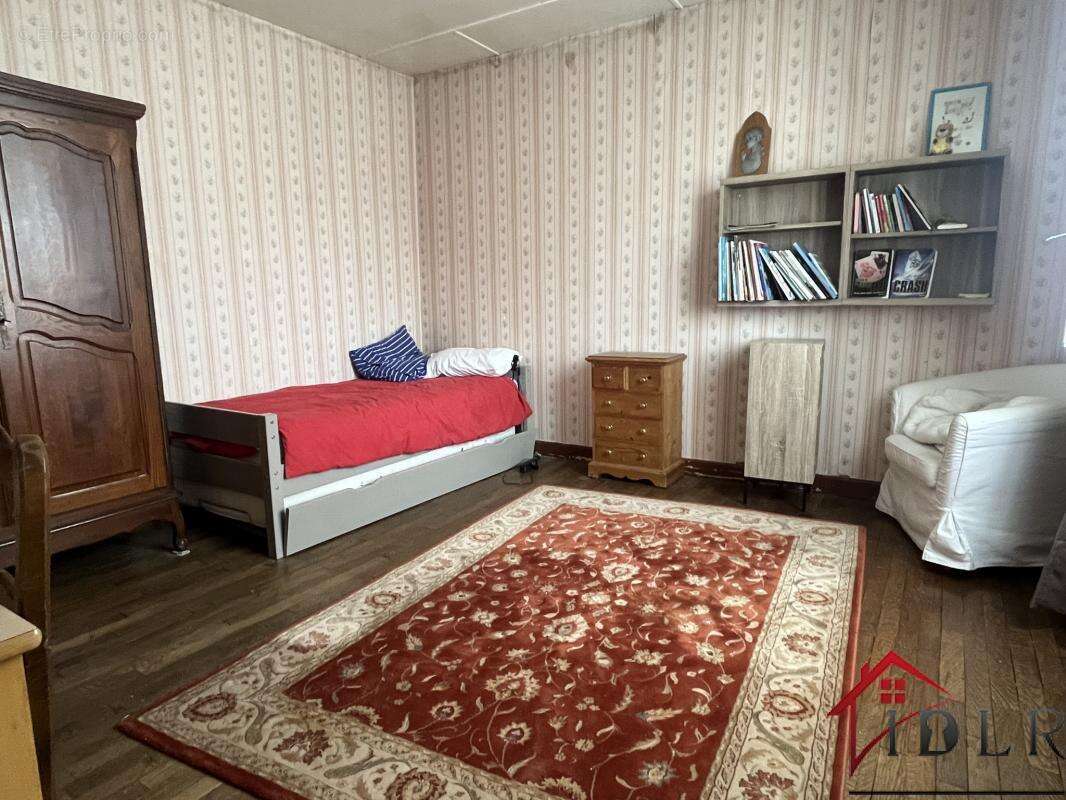 Maison à PARNOY-EN-BASSIGNY