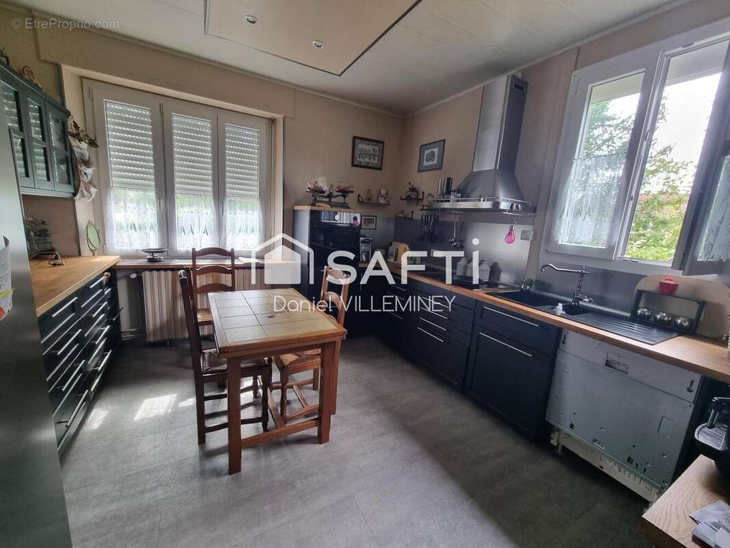 Photo 3 - Maison à SAINT-LOUP-SUR-SEMOUSE