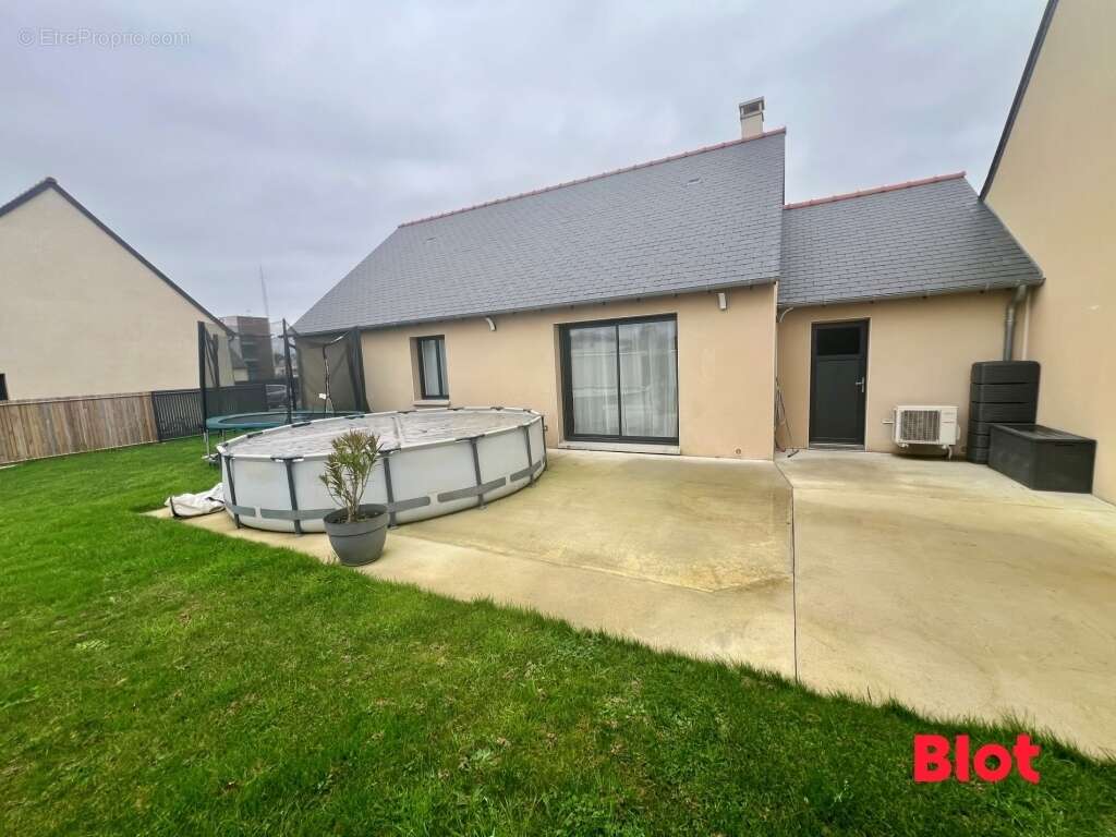 Maison à SAINT-MEEN-LE-GRAND