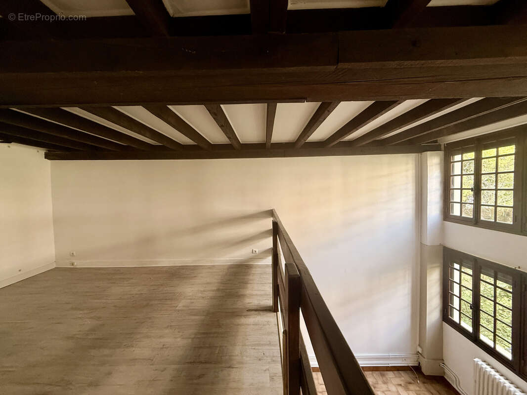 Appartement à FONTAINEBLEAU