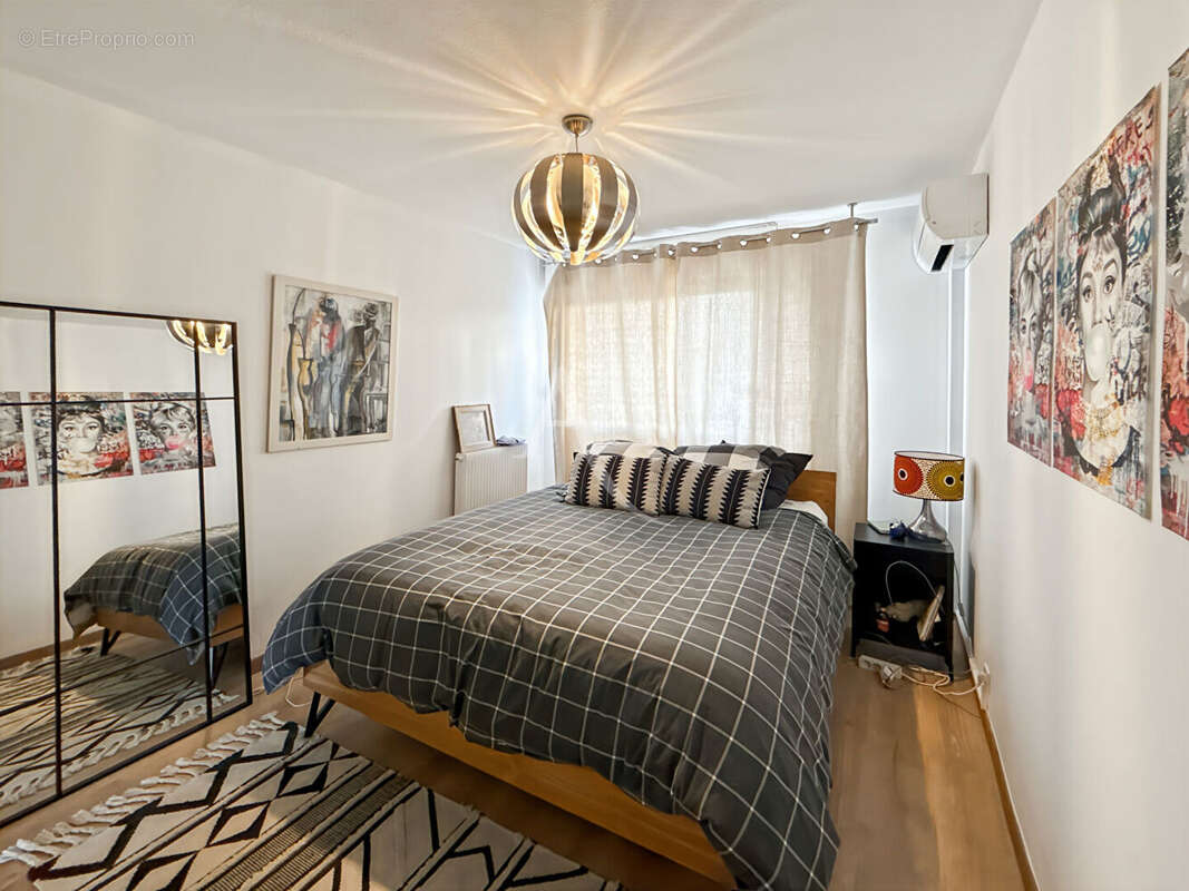 Appartement à LE CANNET