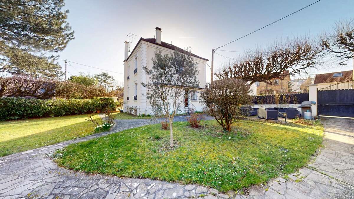 Maison à NEUILLY-PLAISANCE