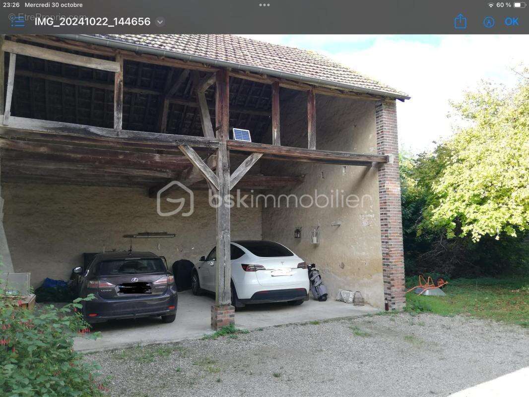 Maison à FLEURY-LA-VALLEE