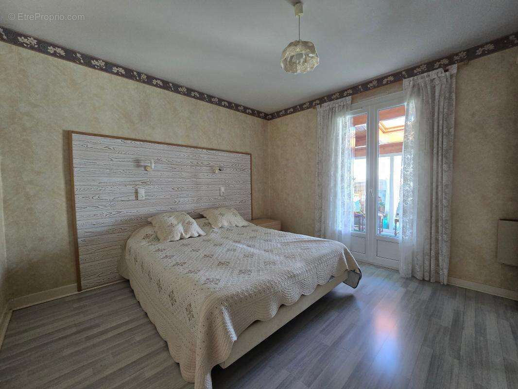 Maison à NIEUL-SUR-MER