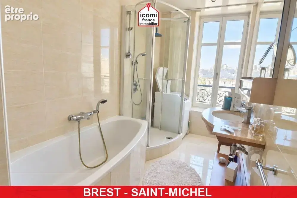 Finistere - brest (29200) - a vendre - appartement de 102 m² - seul au dernier etage - 2 chambres (possible 3) - cave - dpe d -  - photo 7