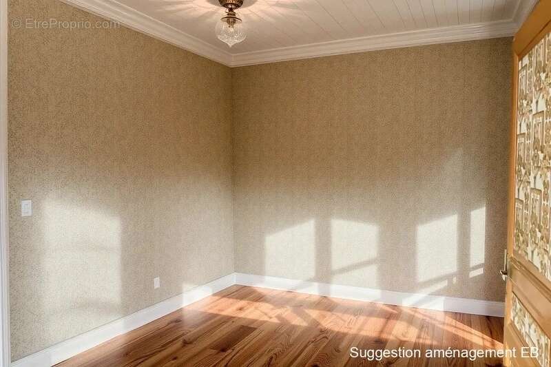 Maison à LE MAYET-DE-MONTAGNE