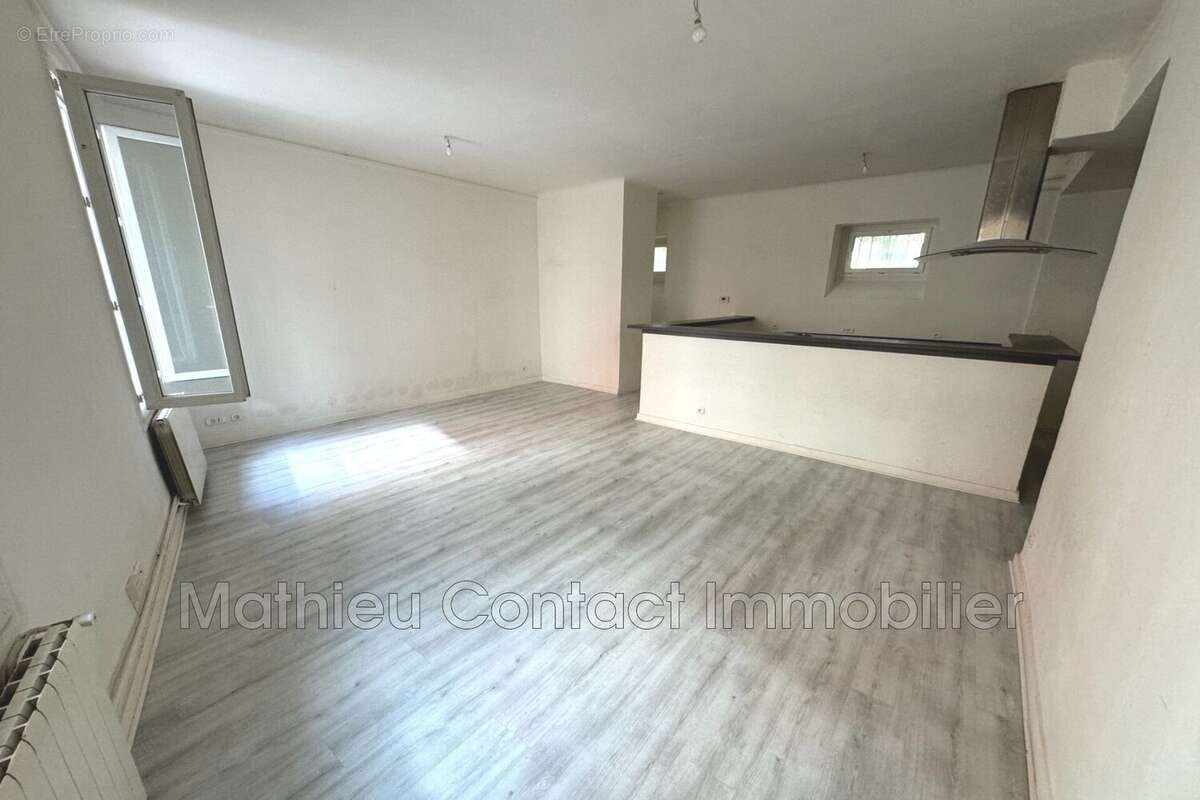 Appartement 191 m² à Nimes  - photo 4