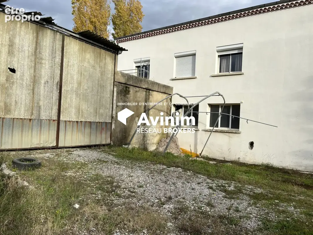 Commerce 932 m² à vendre à Livron-Sur-Drome (26250) - photo 3