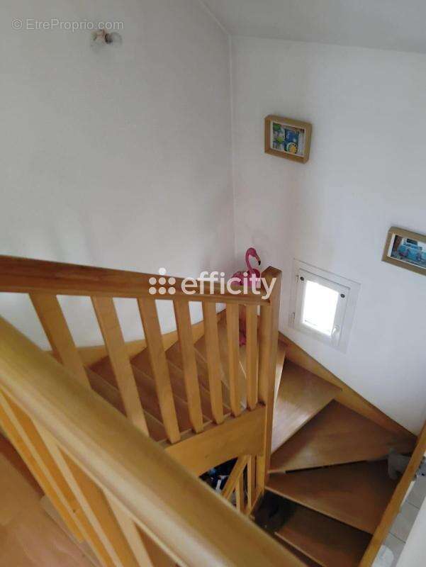 Maison 106 m² à Saint-Pierre-De-Plesguen  - photo 14