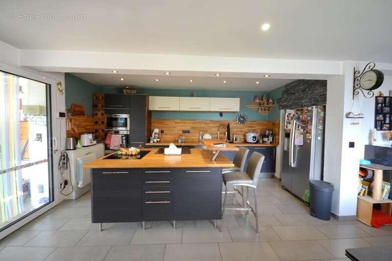 Maison à GRESY-SUR-ISERE