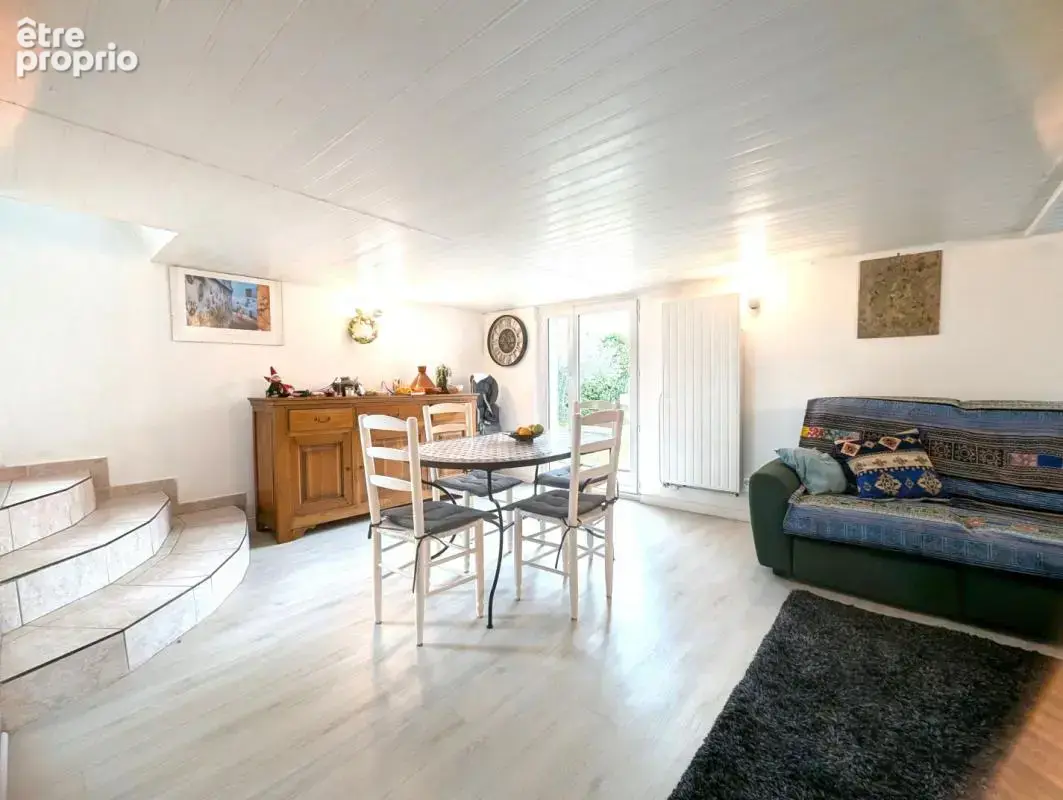 Maison 132 m² à Meyzieu  - photo 2