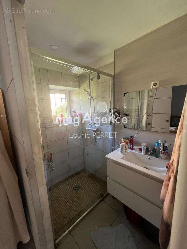 Maison à LIGNY-LE-CHATEL