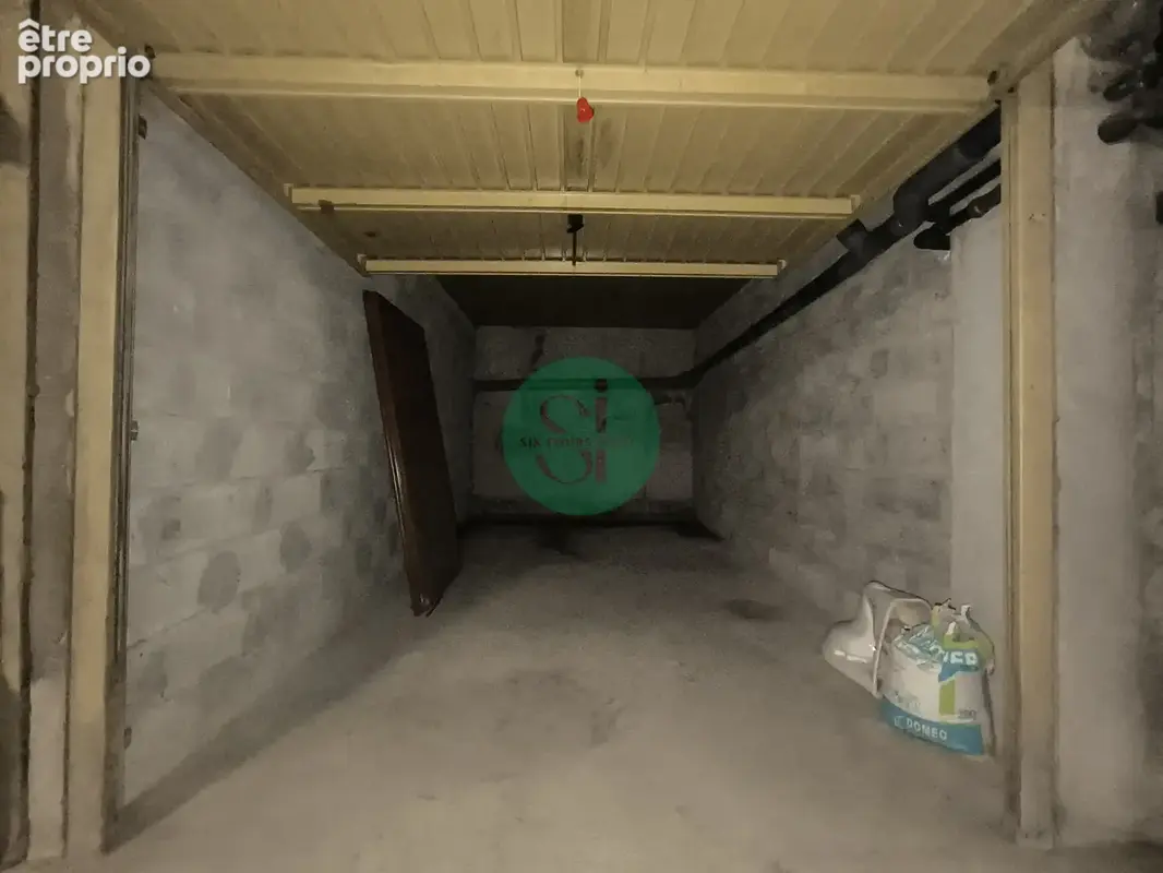 Six fours - garage fermee en sous sol - photo 2