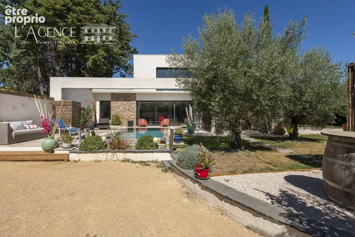 Maison 5 pièces 144 m² à vendre à Ventabren (13122) - photo 2