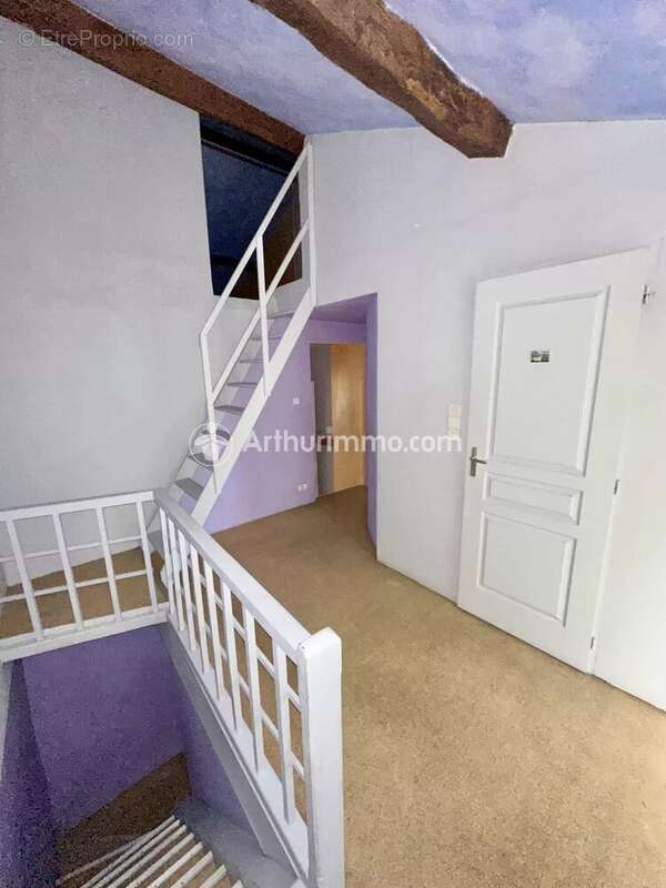 Maison à SAINT-ASTIER