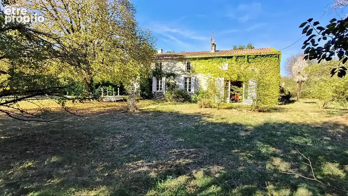 Photo Maison à Marcillac au prix de 318 000€