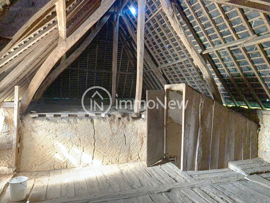 Maison Grange a Restaurer /MARGUERAY 50410 / PARCELLE DE 4700 m2. - photo 4