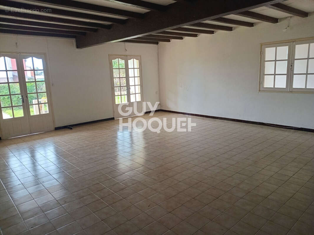 Maison à SAINT-BENOIT