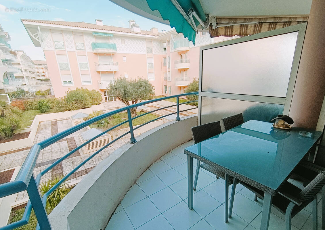 Appartement à FREJUS