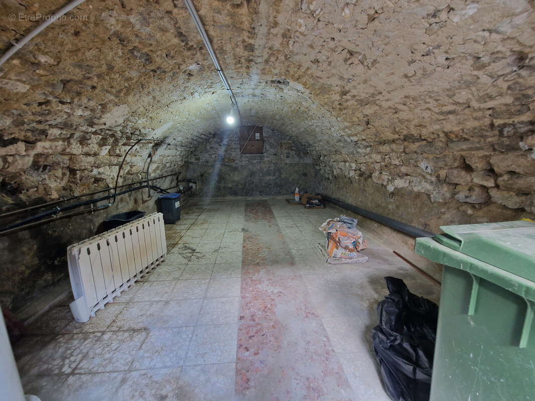 Maison à SAINT-MARTIN-LA-GARENNE