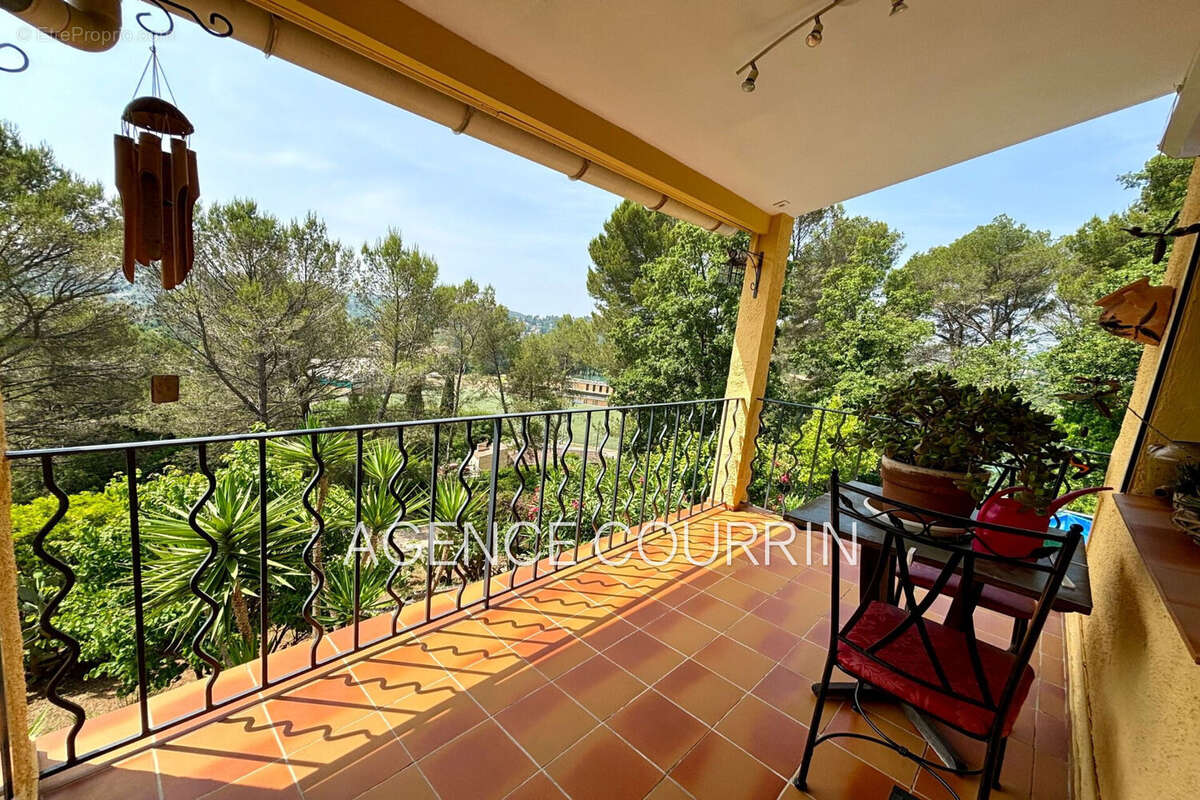 Maison à PEYMEINADE