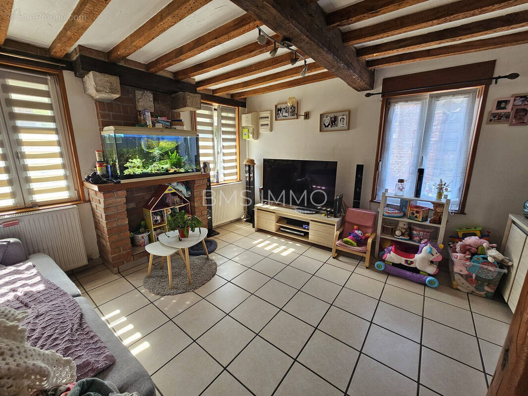 Maison à RAIMBEAUCOURT