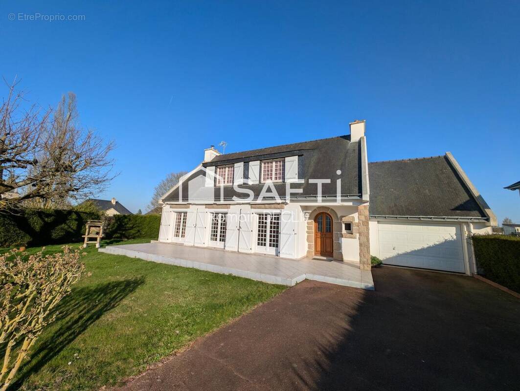 Photo 1 - Maison à CHATEAU-GONTIER