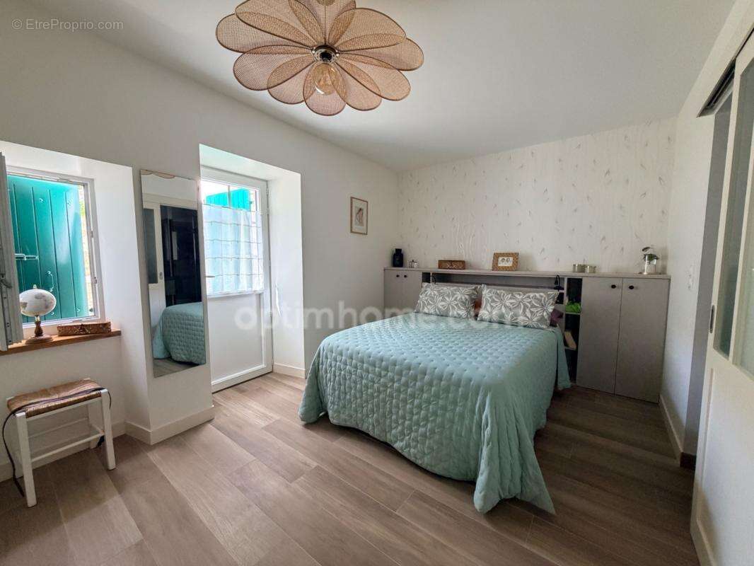 Rare Maison Coeur du  village à ARS EN RÉ - photo 16
