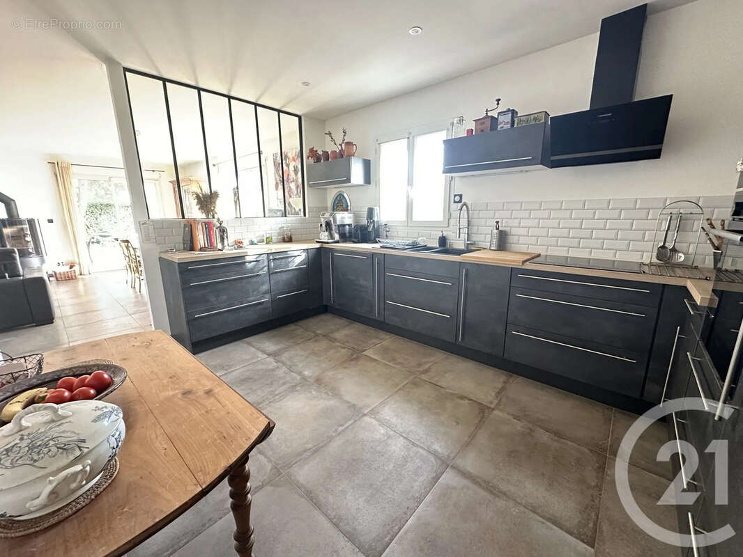 Maison à SAINT-SULPICE-DE-ROYAN