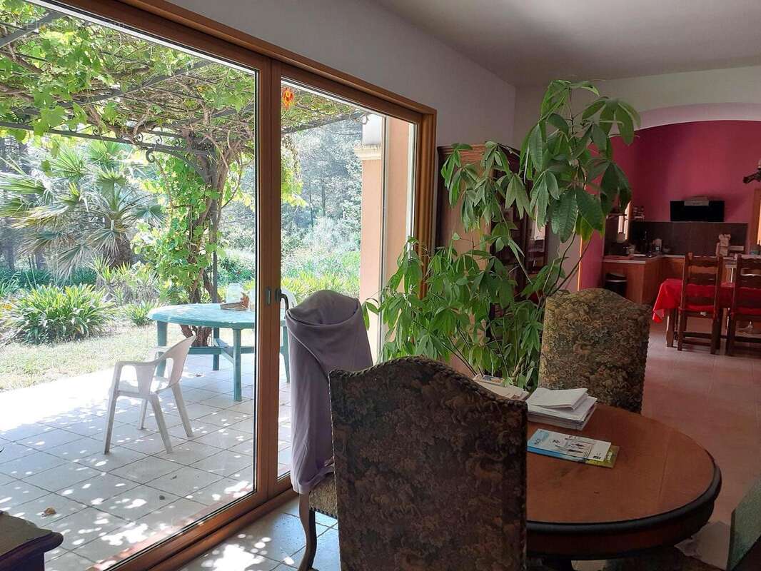   - Maison à DRAGUIGNAN