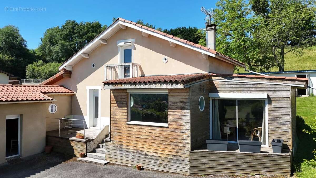 Maison à MAZERES-SUR-SALAT