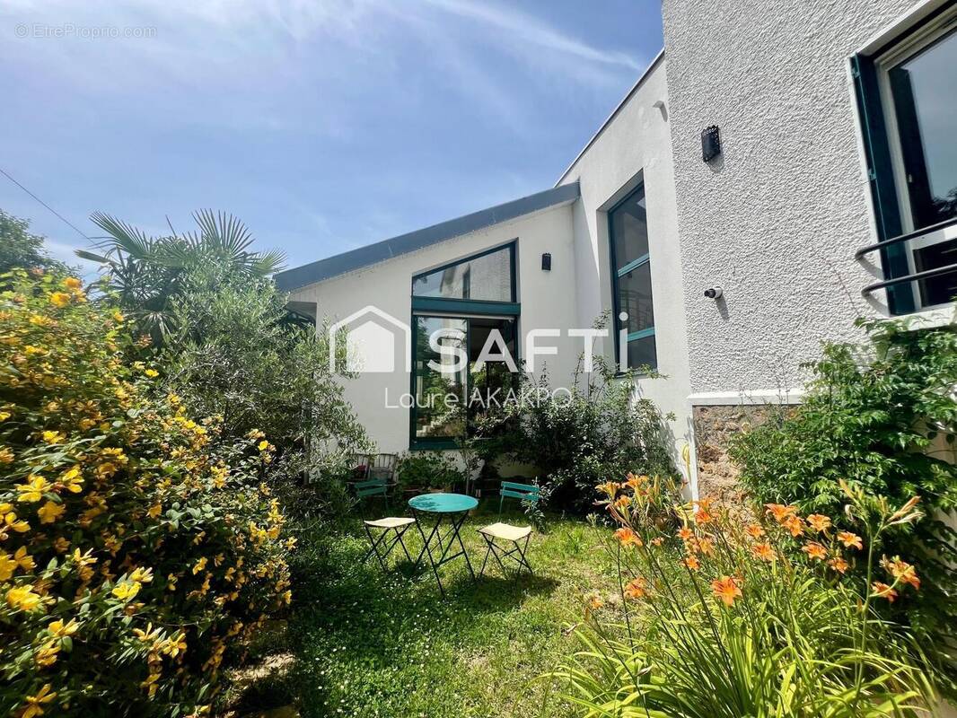 Photo 1 - Maison à LE PERREUX-SUR-MARNE