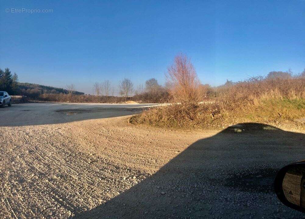 Terrain à VESOUL