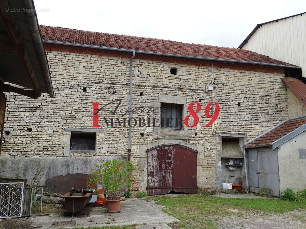 Maison à VANNAIRE
