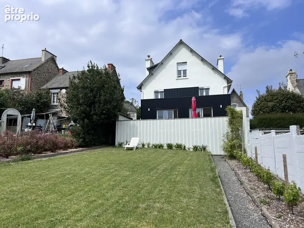Photo Maison à Lamballe au prix de 478 400€