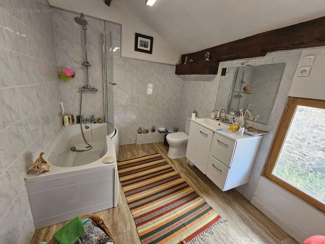 Charmante maison offrant deux chambres dans hameau tranquille - photo 7