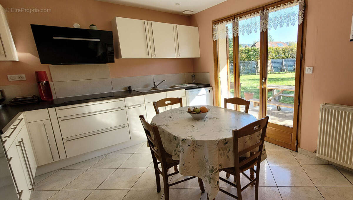 Maison à EQUEVILLON