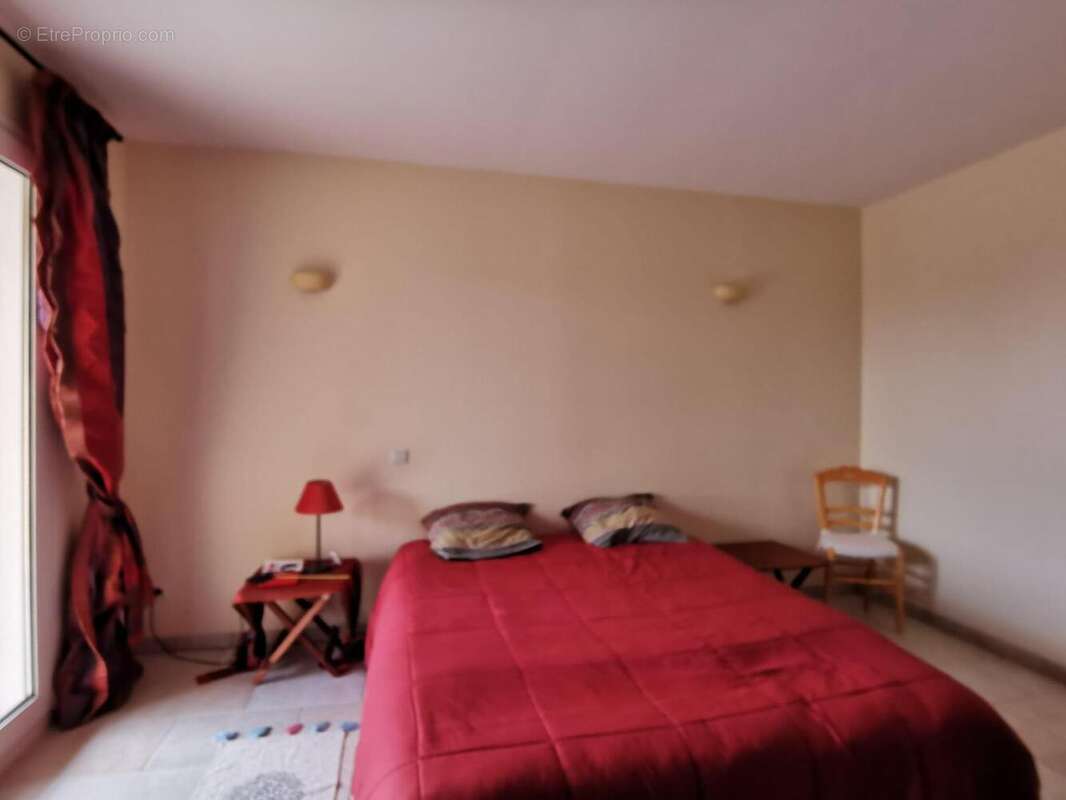   - Maison à MIRABEL