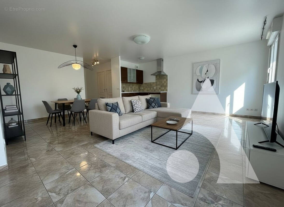 Appartement à CORBEIL-ESSONNES