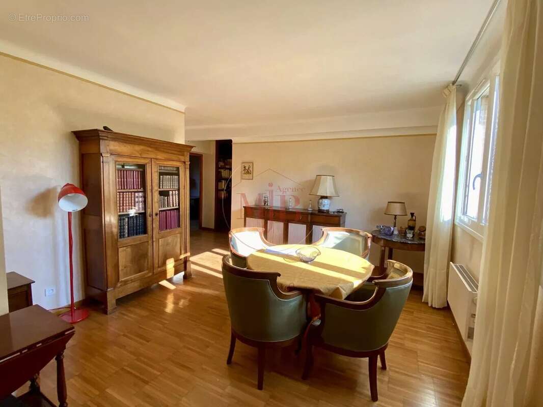 Aix est t4/5 sans nuisance 84 m2 toutes commodites - photo 19