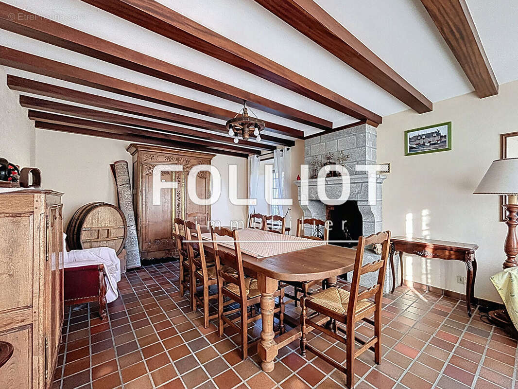 Maison à LINGREVILLE