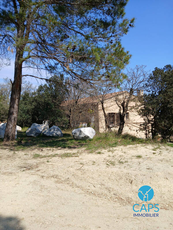 Maison à CAUMONT-SUR-DURANCE