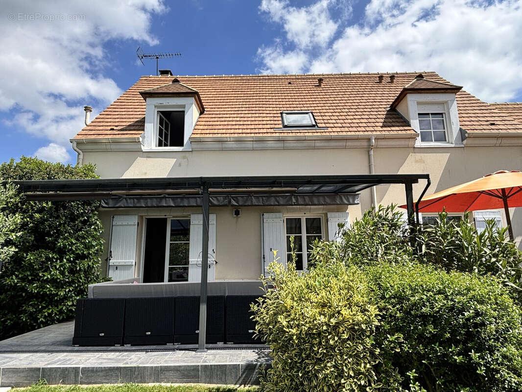 Maison 134 m² à Montagny-En-Vexin  - photo 3