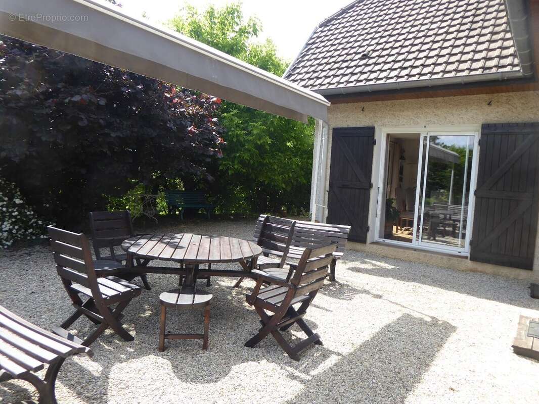 Maison sur grand terrain - photo 4