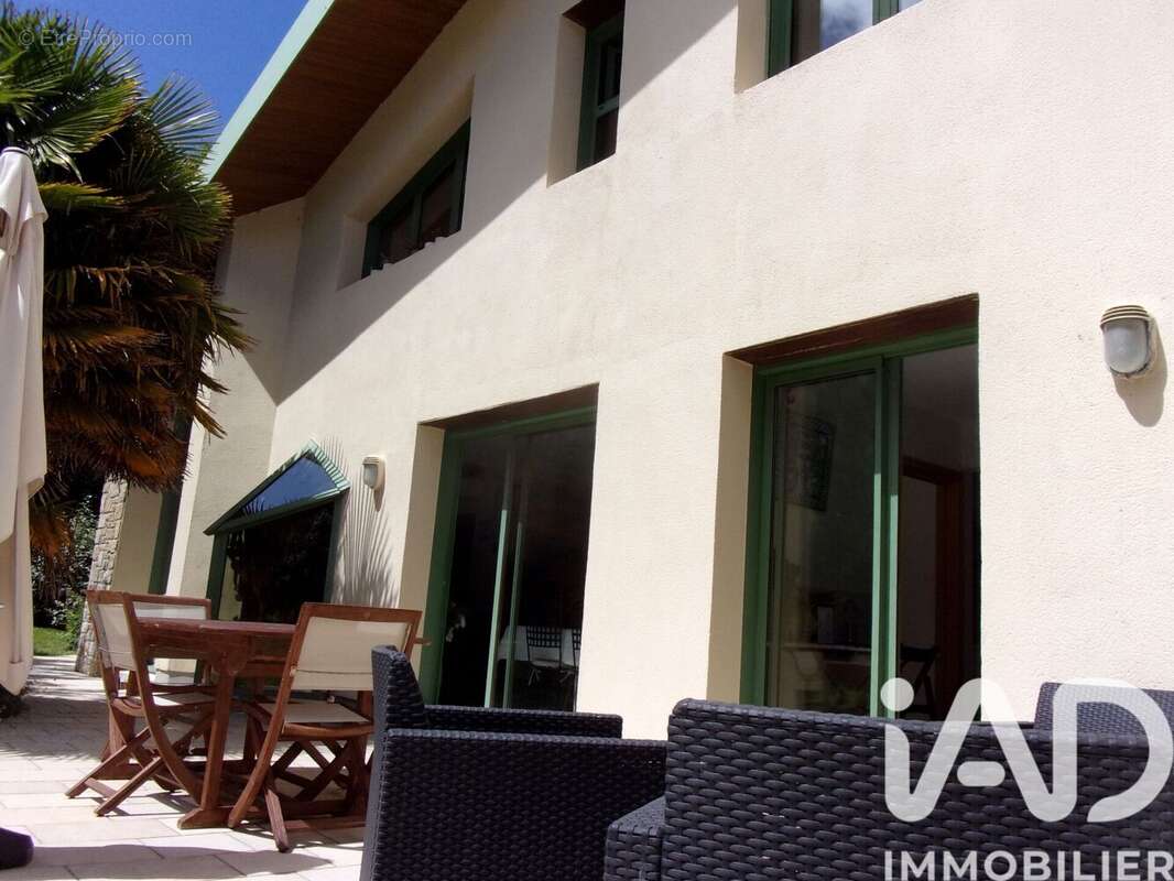 Maison 234 m² à Landeda  - photo 2